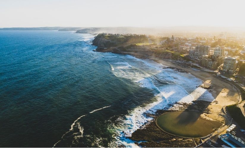 Newcastle Beach © Destination NSW