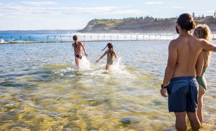 The Canoe Pool, Newcastle © Destination NSW